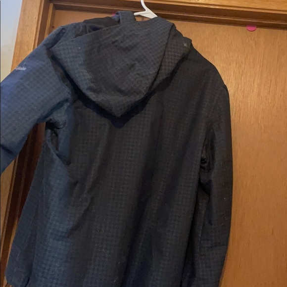 Women’s Columbia Winter Coat - Picture 4 of 4